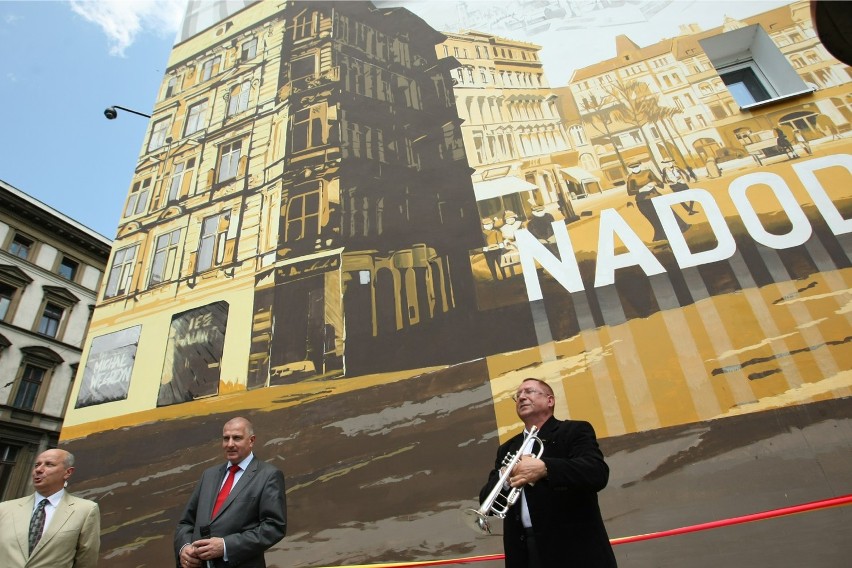 Odsłonięto nowy mural &quot;Brama do Nadodrza&quot; (ZDJĘCIA)