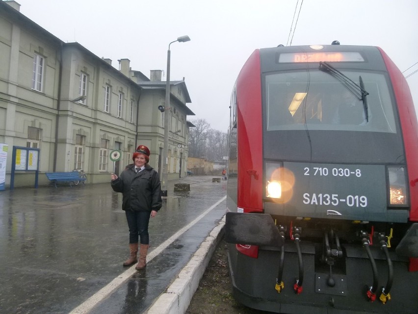 Mieszkańcy Tomaszowa Maz. i Opoczna szynobusami bezpośrednio...