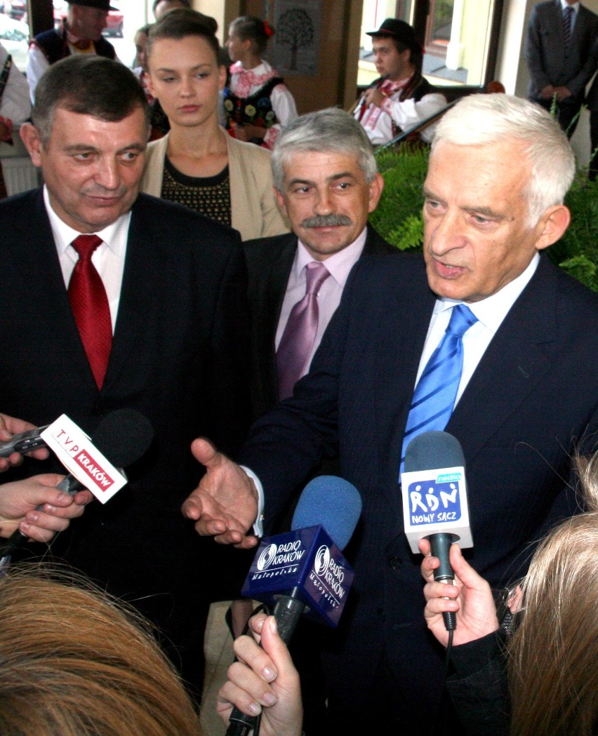 Jerzy Buzek w Nowym Sączu z długą listą obietnic