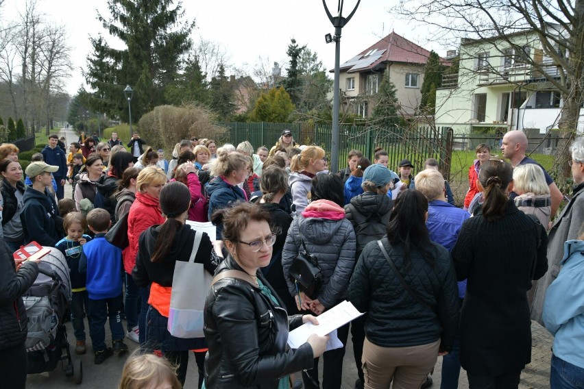 Ukraińcy posprzątali w Stargardzie. W ten sposób dziękują za udzieloną im pomoc