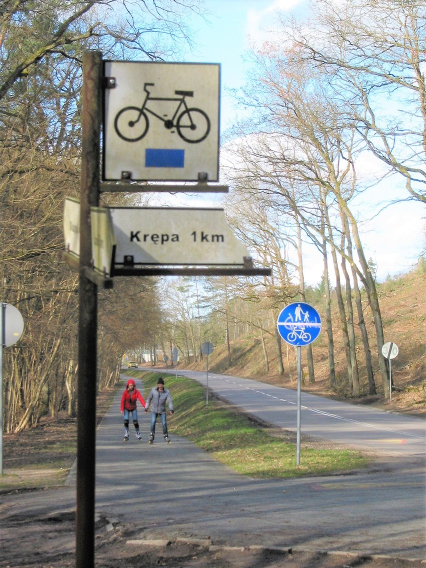 Oznakowanie wjazdu na szlaki rowerowe w kierunku Parku...