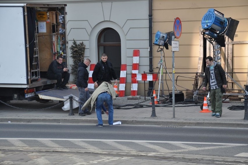 Wrocław: W centrum miasta kręcą film &quot;Norymberga&quot; (ZDJĘCIA)