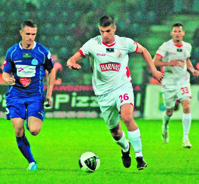 Wychowanek Widzewa Piotr Grzelczak (nr 26) zdobył w Chorzowie pierwszą w karierze bramkę w ekstraklasie