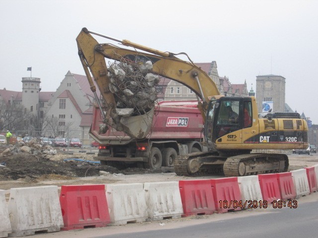 Przebudowa Kaponiery trwa. Zobacz zdjęcia czytelnika