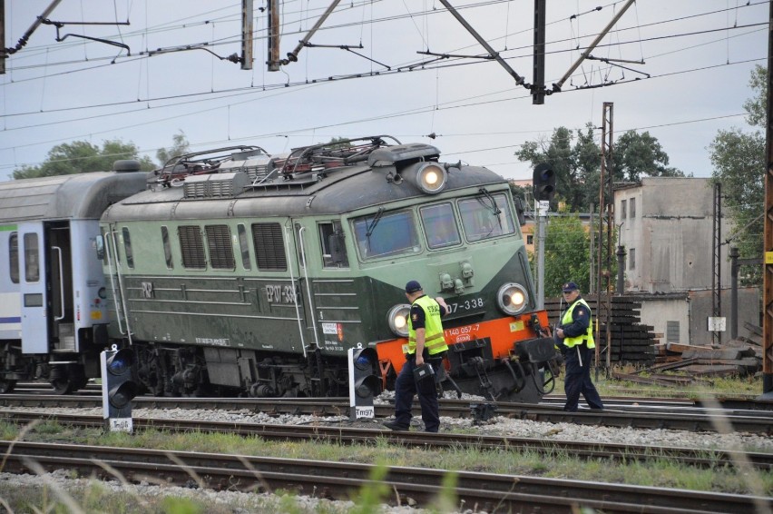 Pociąg Intercity wykoleił się w Głogowie [ZDJĘCIA]