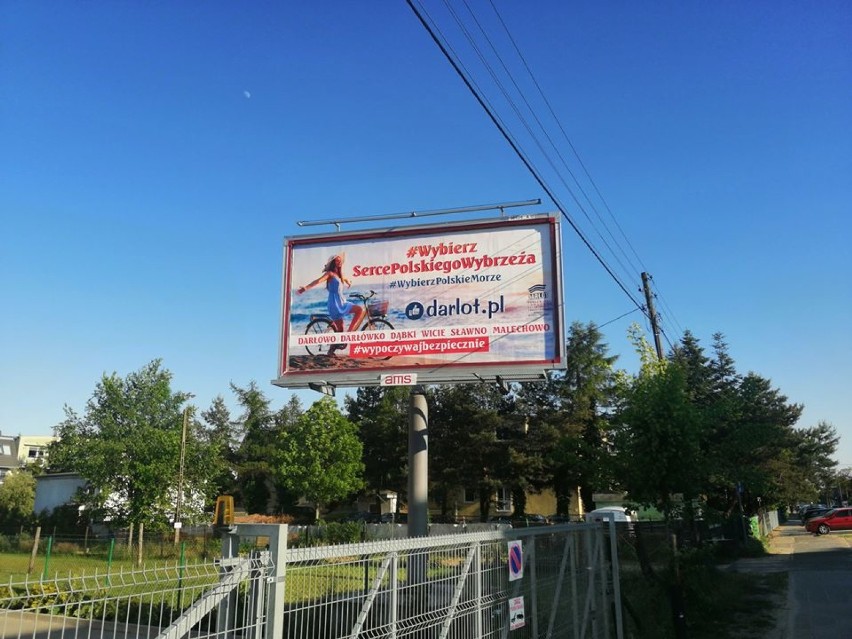 Billboardy z hasłem „Wybierz Serce Polskiego Wybrzeża” już promują wakacje w powiecie sławieńskim 