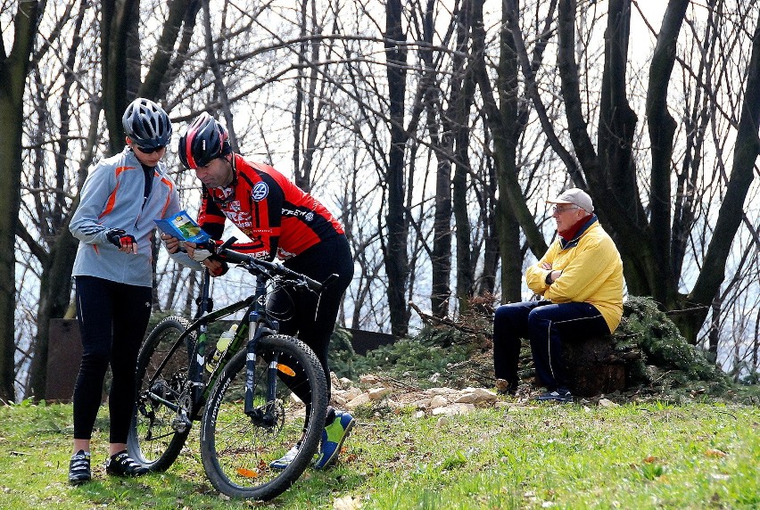 Rowerzyści z Zagłębia i Śląska rozpoczęli wspólnie sezon rowerowy [ZDJĘCIA]