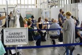 Polacy mieszkający za granicą wracają do kraju na szczepienia przeciw koronawirusowi. Tu mogą zaszczepić się szybciej