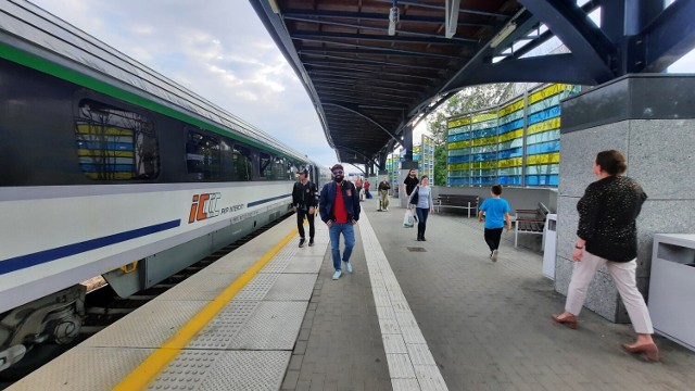 Gorzów wciąż będzie miał bezpośrednie połączenia z Warszawą, Lublinem i Trójmiastem. Do stolicy będą trzy pociągi w ciągu dnia.