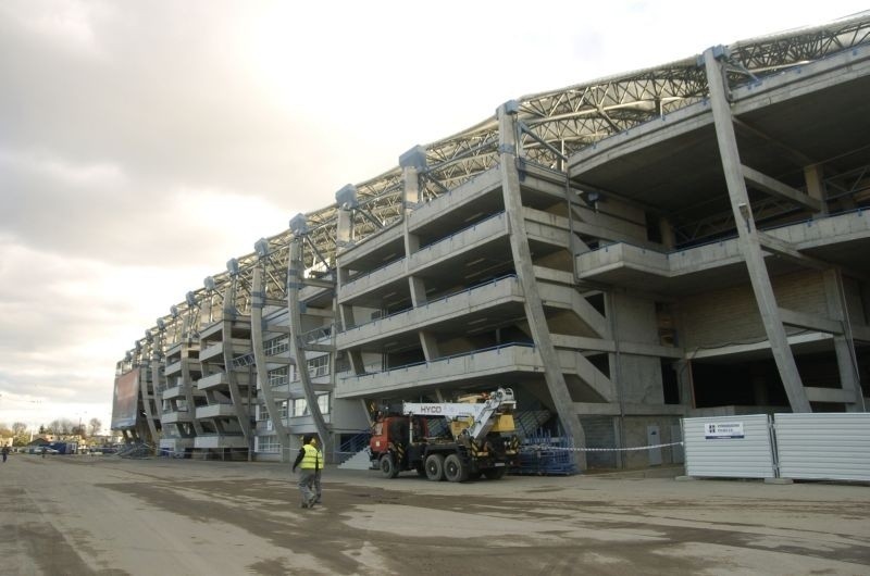 Wykonawca stadionu Lecha nie zdąży do czerwca