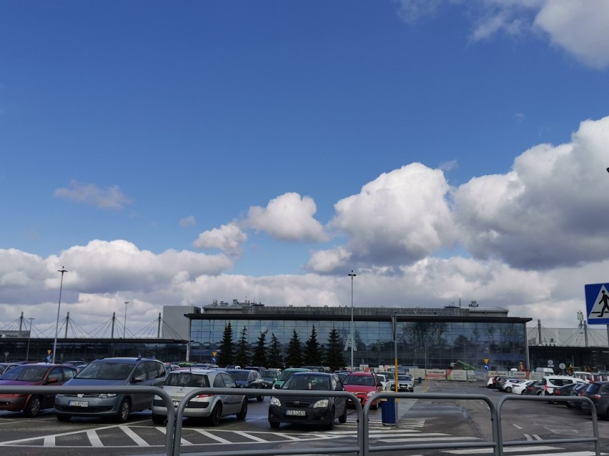 Taksówki na lotnisku. Katowice Airport od 2021 mają swoją...