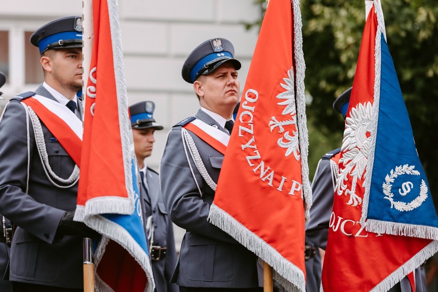 Podkarpaccy policjanci obchodzili dziś swoje święto w Rzeszowie [ZDJĘCIA, WIDEO]