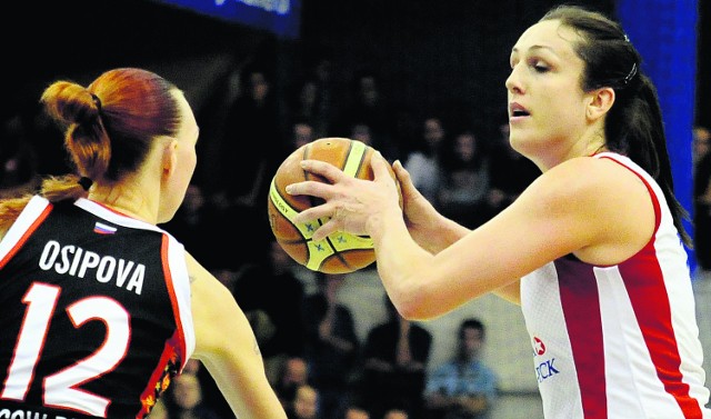 Ewelina Kobryn (na zdjęciu z Osipową ze Spartaka) była najskuteczniejsza w Montpellier