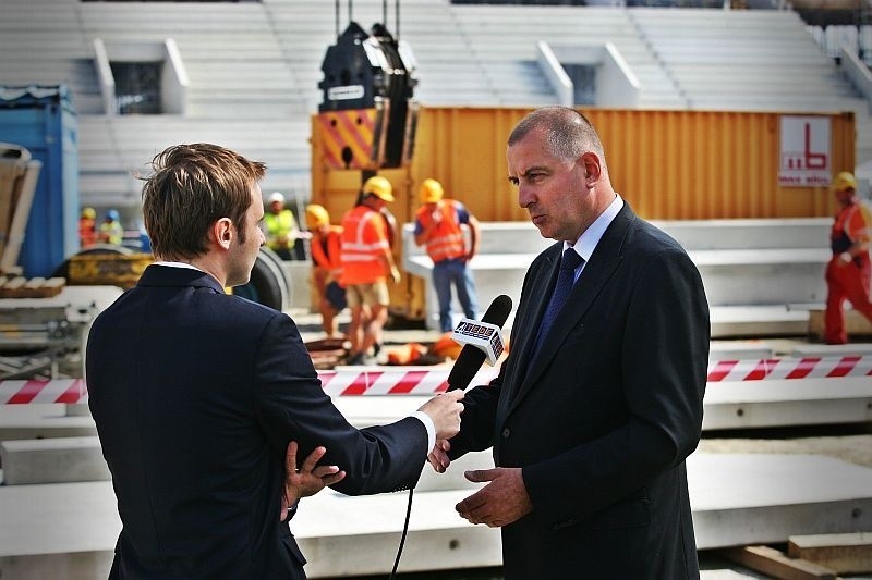 Wrocław: Pierwsze rygle już stoją na stadionie