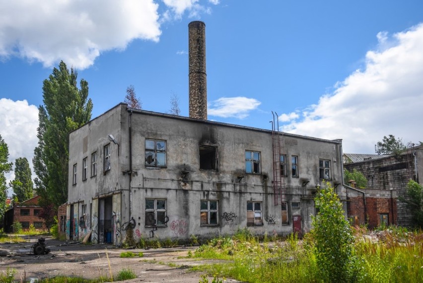 Oto opuszczone budynki ZNTK Poznań w obiektywie naszego...