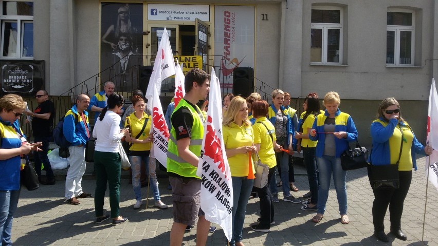 Pracownicy Praktikera protestowali w Dąbrowie Górniczej