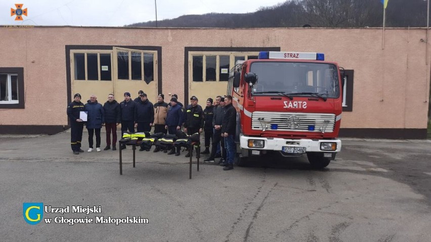 Gmina Głogów Małopolski przekazała wóz strażacki dla ukraińskiego Pereczyna