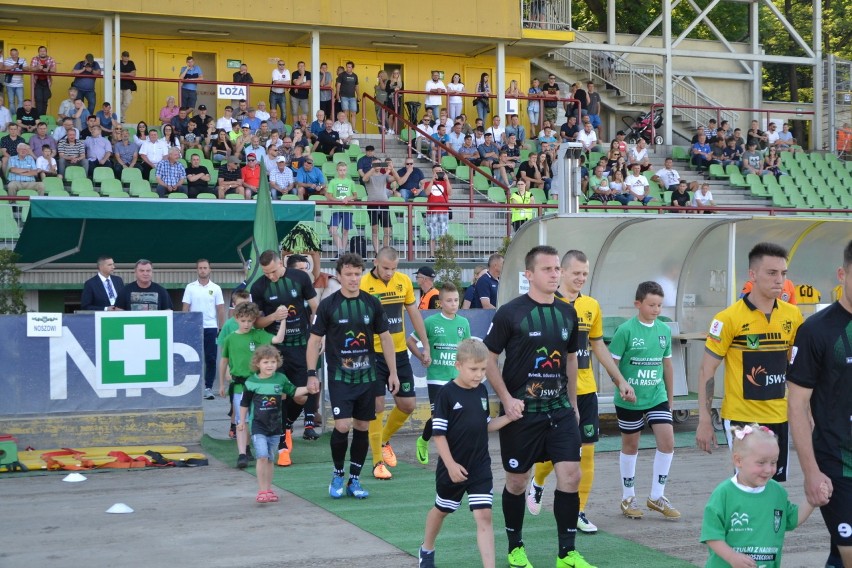 ROW 1964 Rybnik utrzymał się w lidze po meczu z GKS Jastrzębie [ZDJĘCIA]