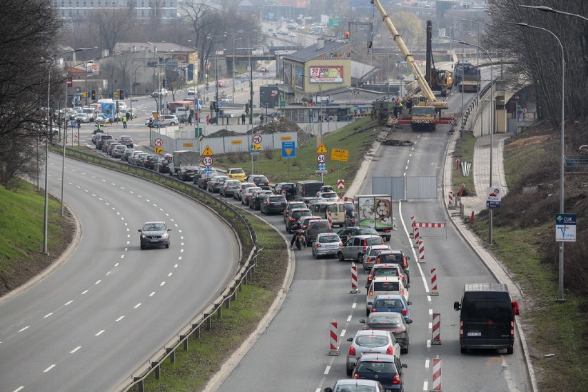 Budowa łącznicy na Zabłociu. Południe Krakowa sparaliżowane [ZDJĘCIA, WIDEO]