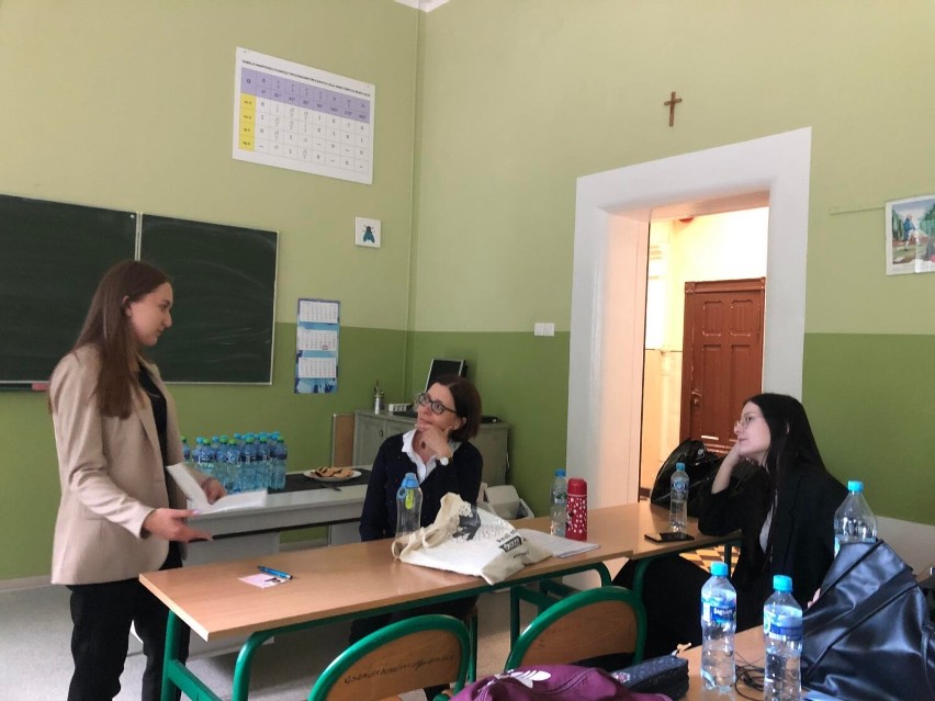 Uczniowie II LO w Radomsku na sesji międzynarodowego egzaminu DELF 