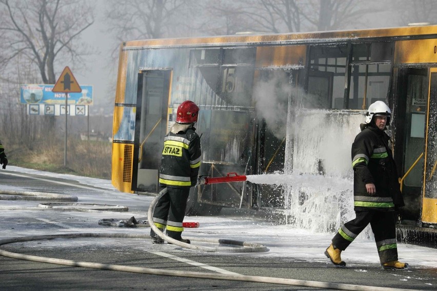 Pożar autobusu w Mikołowie