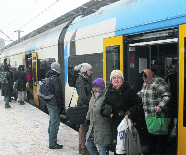 W grudniu 2012 najwięcej pociągów KŚ wypadło