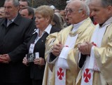 Pomnik smoleński stanął w Tychach. Gdzie był Jarosław Kaczyński?