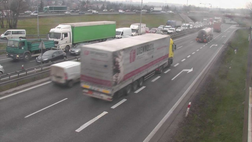 Kraków. Zakorkowana autostrada A4 od Węzła Południe do Węzła Bielany