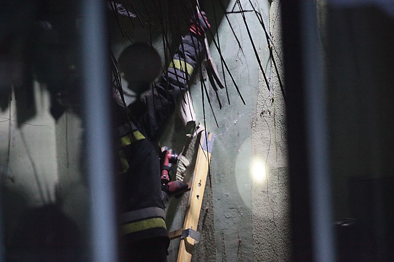 Kobieta ranna w pożarze na Gdańskiej [ZDJĘCIA]