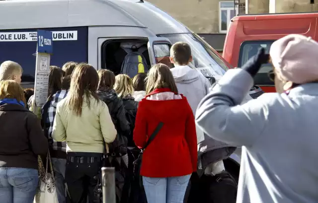 Czy wtorkowa tragedia na Mazowszu przyczyni się do poprawy bezpieczeństwa pasażerów?