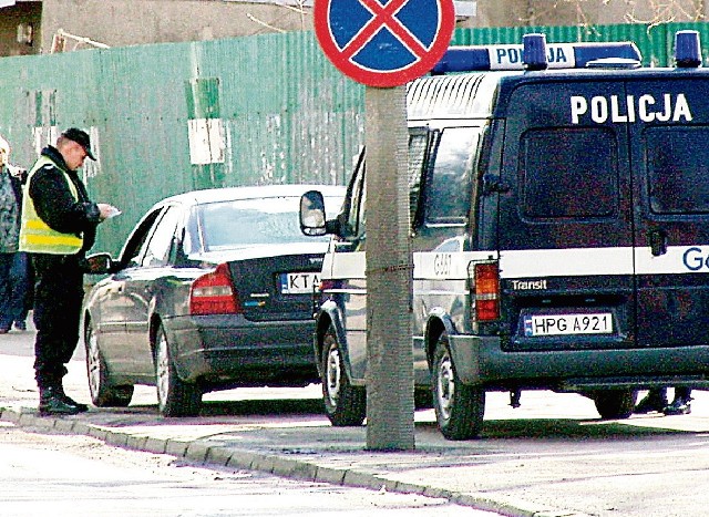 Policjanci, przy okazji każdej kontroli na drodze, sprawdzają trzeźwość kierowców. Alkomaty to podstawowe  wyposażenie radiowozów