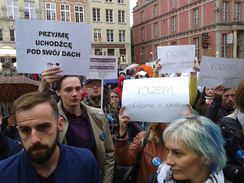 W Gdańsku odbyła się manifestacja "Uchodźcy Mile Widziani" [ZDJĘCIA, WIDEO] 