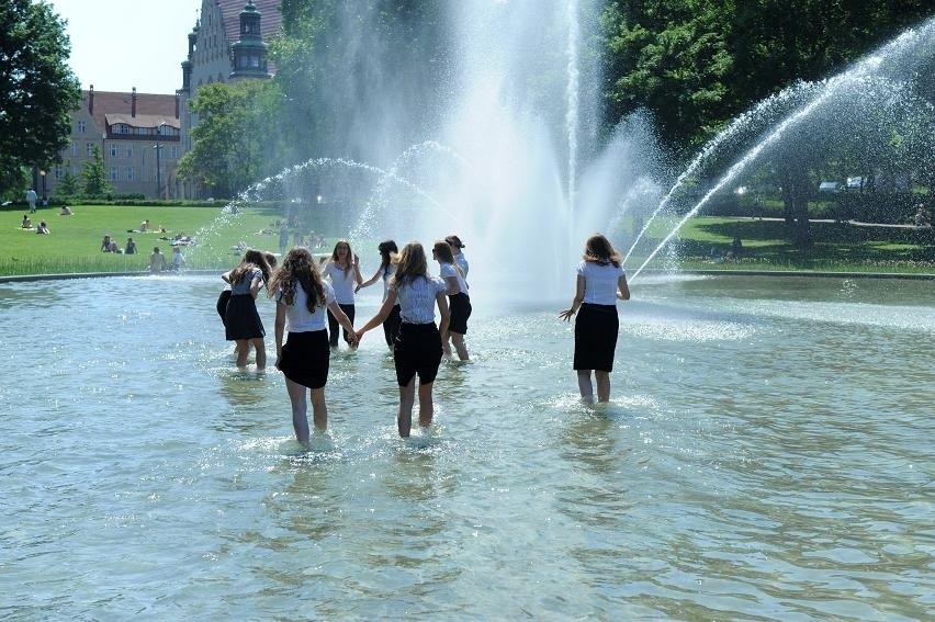 Na upały najlepsza... fontanna! [ZDJĘCIA, FILM]