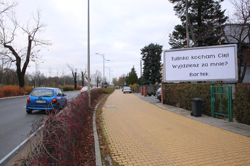 Pomysł na zaręczyny - oświadczyny na bilbordzie

Wyobraź...