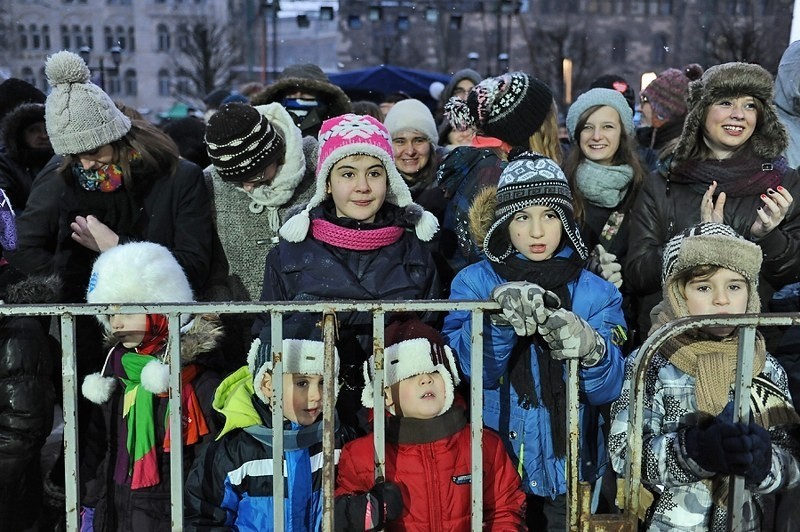 Na początek finału Wielkiej Orkiestry Świątecznej Pomocy w...