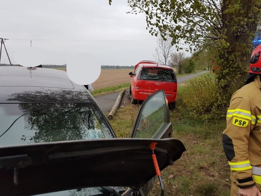 Zderzenie trzech aut na trasie Wąsowo - Nowy Tomyśl