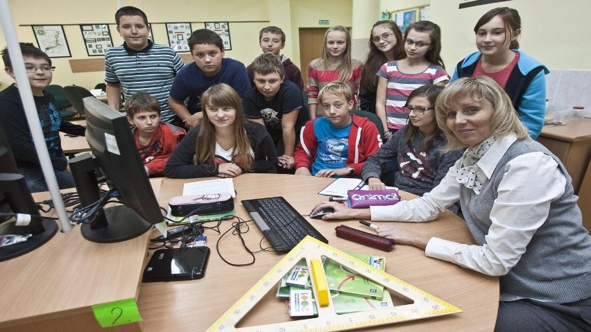 Lekcje ze smartfonami, internetem i blogiem. Innowacyjna nauczycielka mieszka pod Wrocławiem