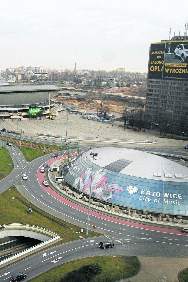 Jedno jest pewne, Katowice nie mają jeszcze centrum na  miarę stolicy, ale idzie nowe