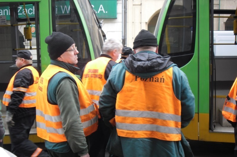 Załoga MPK usunęła wykolejony tramwaj i przywrócono ruch na...