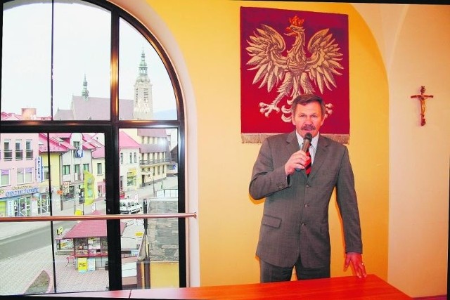 Burmistrz Limanowej Marek Czeczótka uważa, że podwyżka pensji zdecydowanie mu się należy