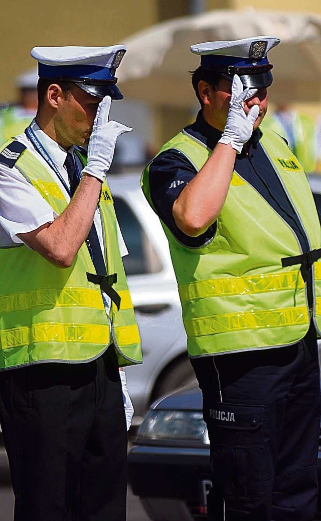 Przed Euro 2012 policja ma sprawnie mówić po angielsku