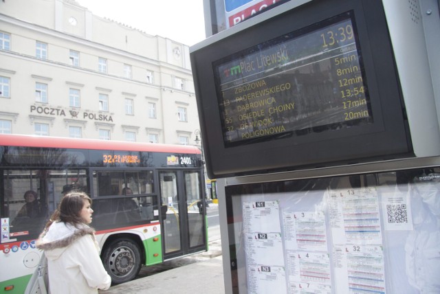 Być może już w środę skończy się podawanie na wyświetlaczach czasów z rozkładu jazdy