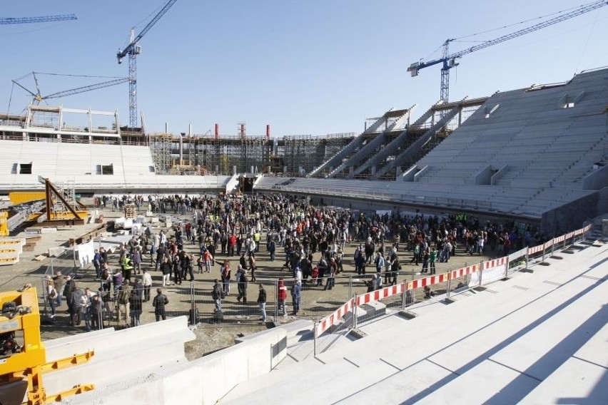 Wrocław: Drzwi otwarte stadionu na Pilczycach (Zdjęcia)