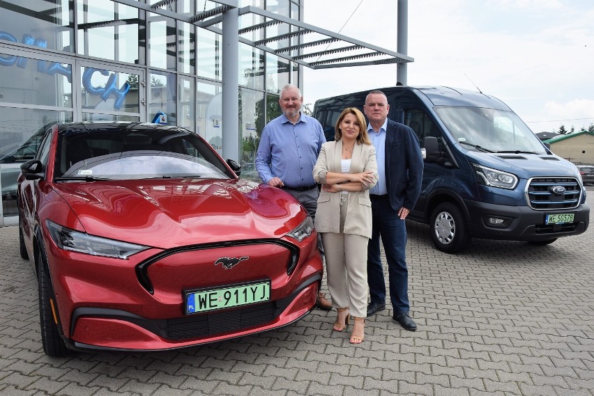 Premierowy pokaz nowych modeli w salonie Ford Auto Grupy Lis...