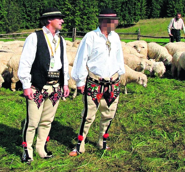 Wojciech G. (z prawej) bacuje w Jaworkach już od 31 lat