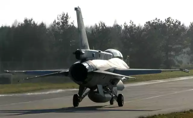 Czterech pilotów F-16 i 48 żołnierzy z 31. Bazy Lotnictwa Taktycznego w poznańskich Krzesinach poleciało na ćwiczenia do Hiszpanii