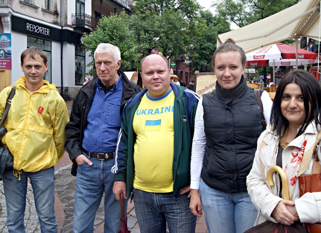 Ekipa ukraińskiej telewizji wraz z pracownikami Biura Promocji Zakopanego zwiedziła Krupówki
