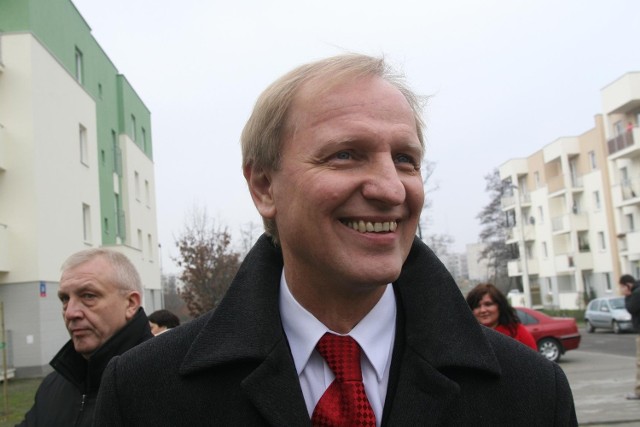 Włodzimierz Tomaszewski, kandydat ŁPO, który w I turze zajął trzecie miejsce, przekazał swoje poparcie Hannie Zdanowskiej.