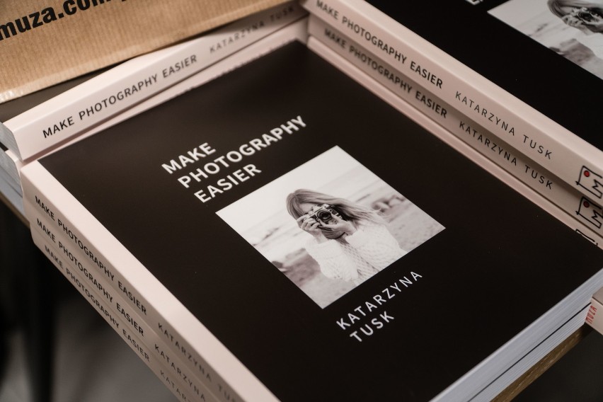 Kasia Tusk promuje swoją książkę. Pokazuje jak robić piękne fotografie! [ZDJĘCIA, WIDEO]