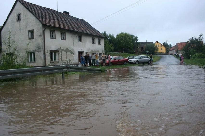 Złotoryję zalewa potok, Zagrodno tonie (ZDJĘCIA)